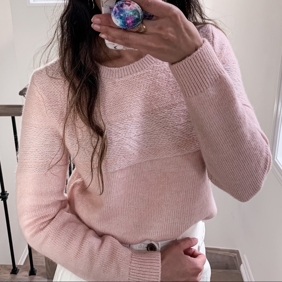 cozy pink sweater - Picture 7 of 8